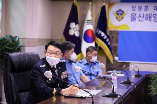 220530 정봉훈 해경청장, 울산해경서 방문 및 직원소통 간담회 사진2
