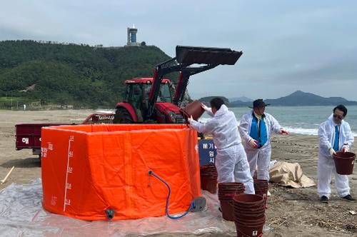 250924-여수해경, 고흥군 합동 해안방제훈련 실시 6