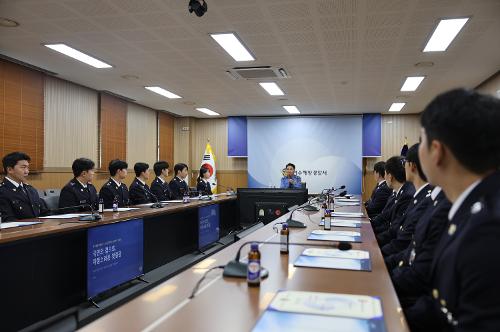 261019-신임경찰관 신규 임용식 개최 1